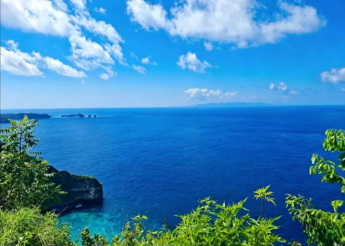 Nusa Penida Ocean Cliffside * Semarapura