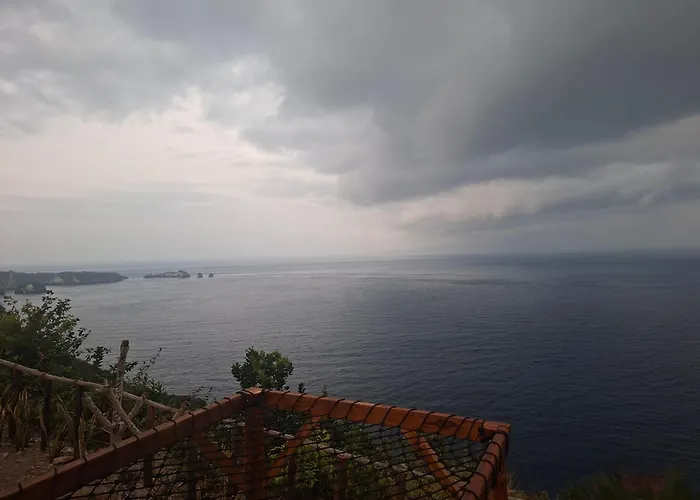 Nusa Penida Ocean Cliffside 別荘 Semarapura