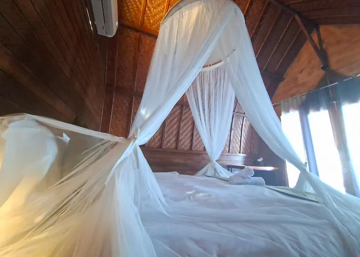 Ferienhaus Nusa Penida Ocean Cliffside